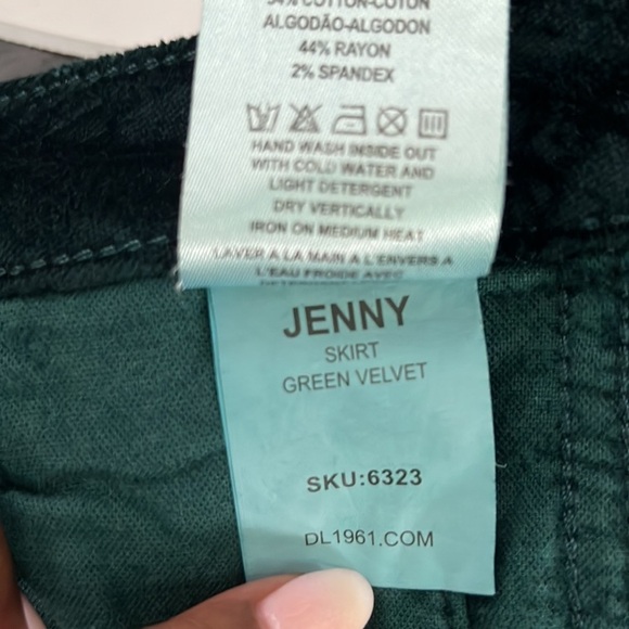DL1961 Jenny Mini Skirt Velvet Women Size 10 Green  Button Front Closure Pockets - Picture 8 of 9